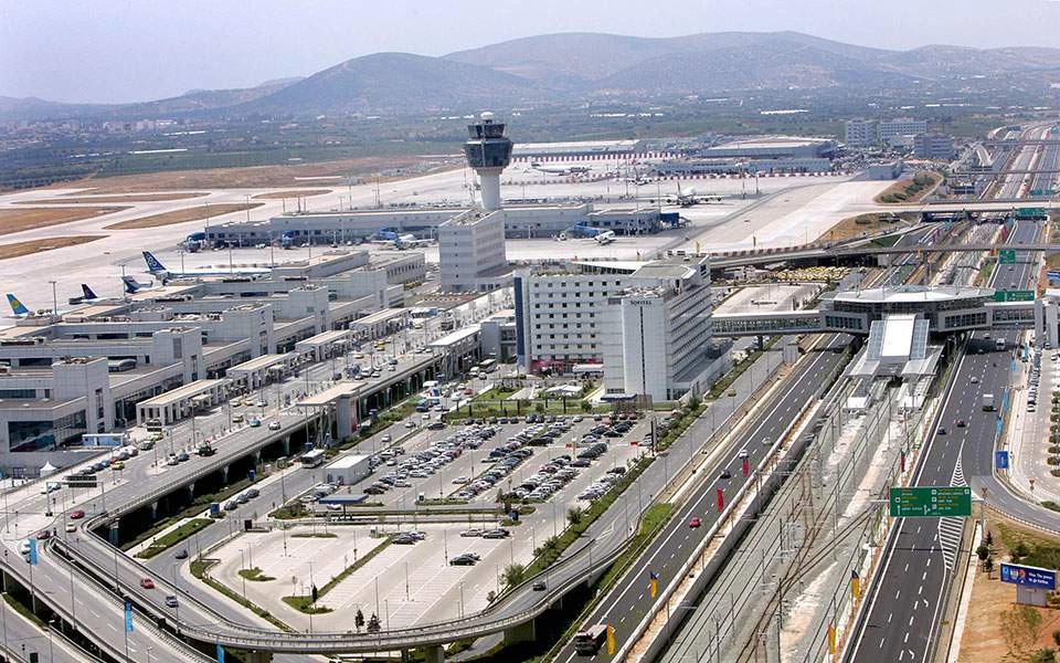 Θρίλερ στον αέρα: Επέστρεψε στην Αθήνα αεροσκάφος που πετούσε για Ηράκλειο